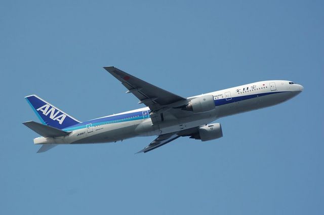 ANA Boeing777-281