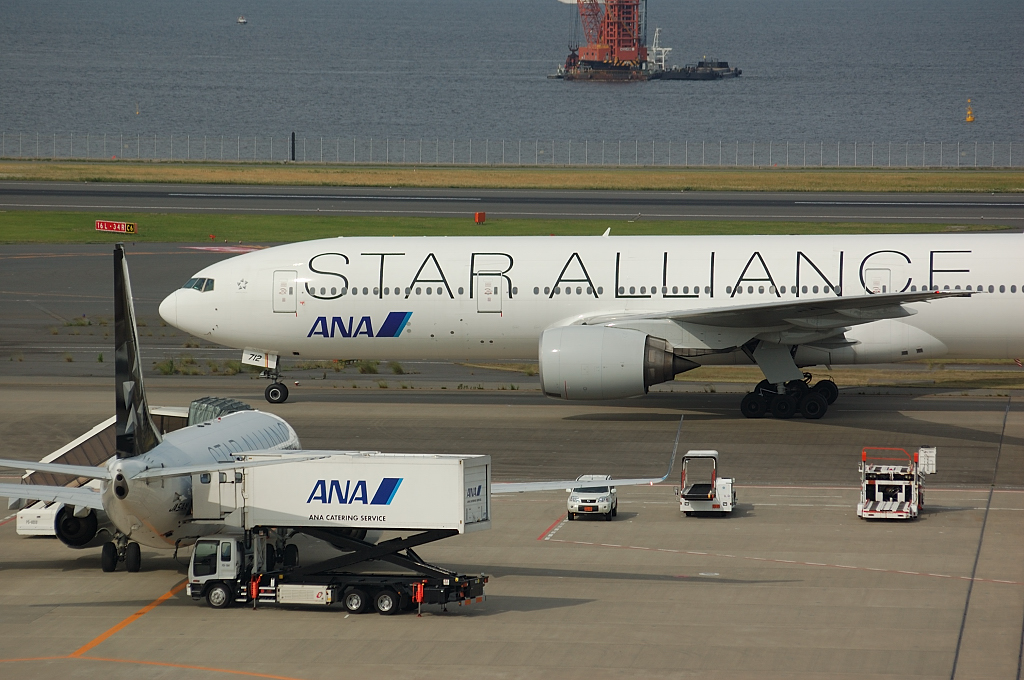 ANA Boeing777-200 Star Alliance – Airmanの飛行機写真館