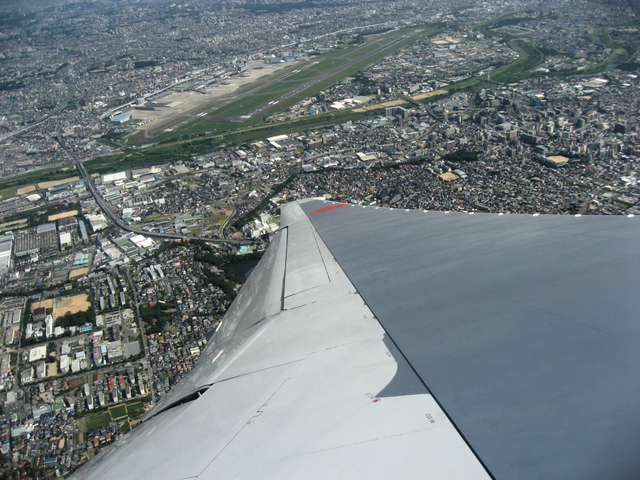 伊丹空港を離陸後、左旋回