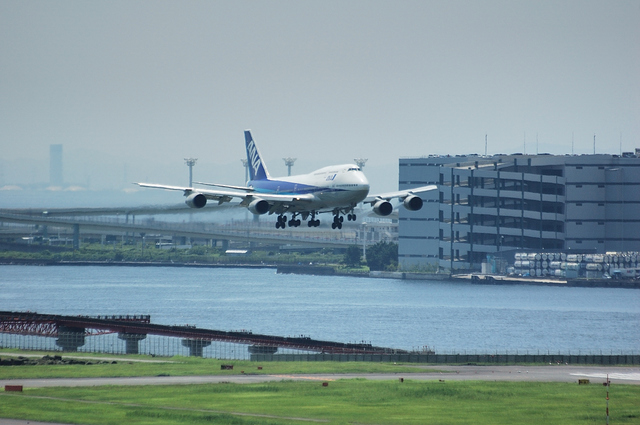 ANA Boeing747-400 Approach