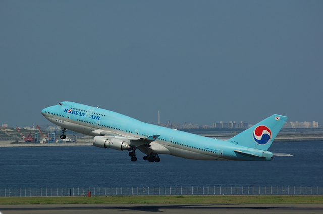 KOREAN AIR Boeing747-400 V2