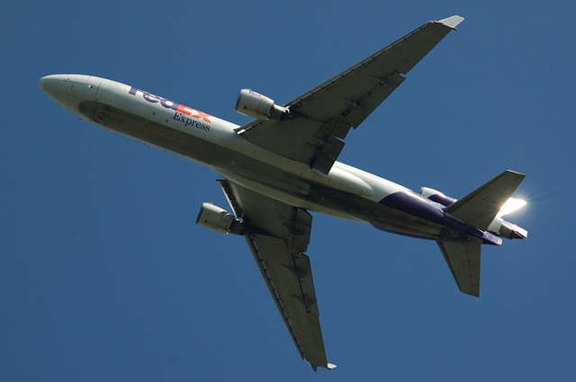 FedEx　MD-11　上昇
