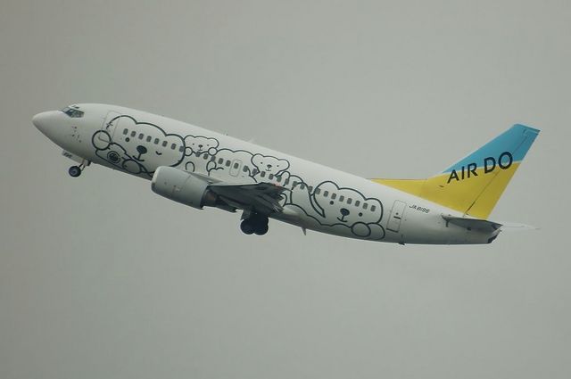 AIRDO ベアドゥ Boeing737-500 4