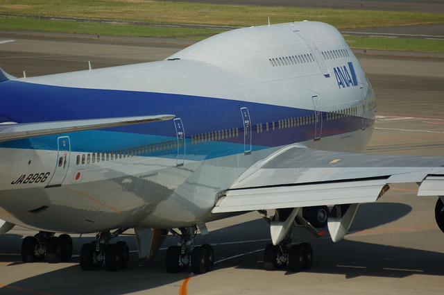 ANA Boeing747-400D(JA8966)