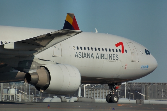 Asiana A330-300 5