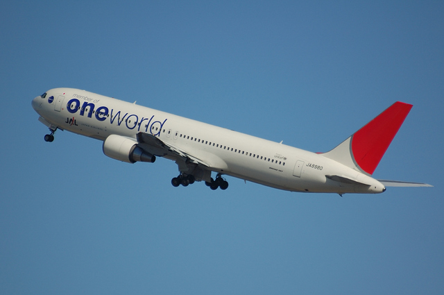 ONE WORLD Boeing767-300 3