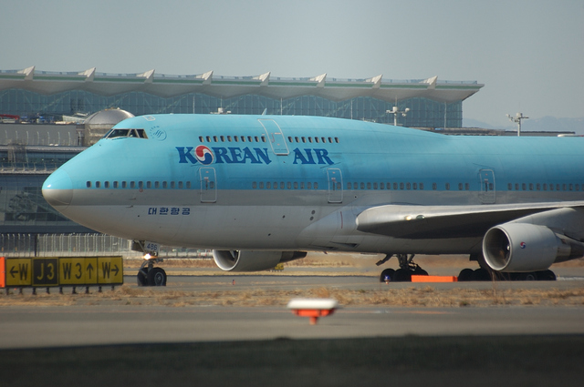 Korean Air Boeing747-400 1
