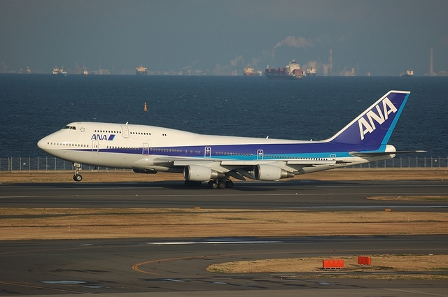 ANA Boeing747-400D 1