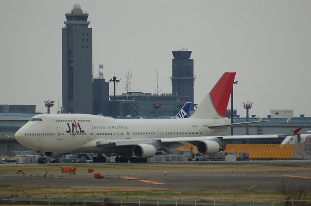 JAL Boeing747-400 4