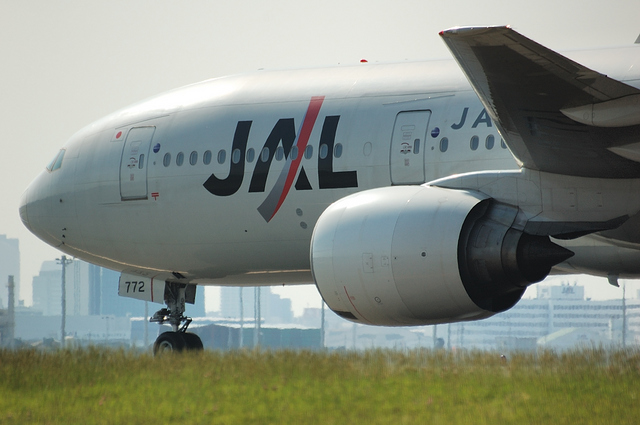 JAL Boeing777 1