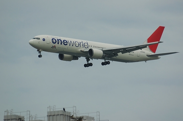 ONE WORLD Boeing767 2