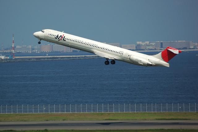 MD-81 6