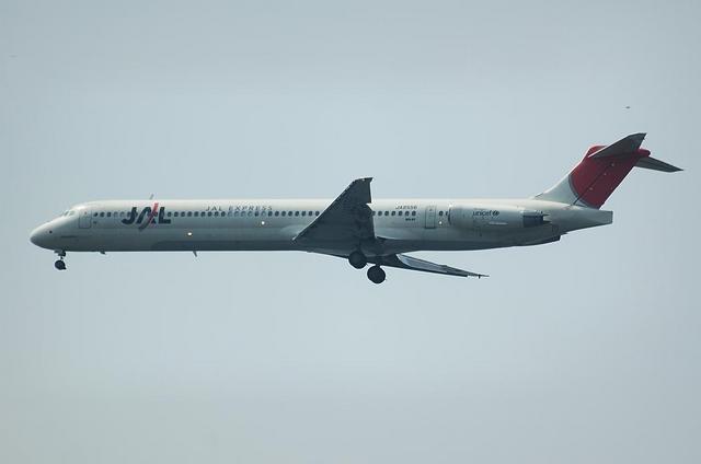 MD-81 5