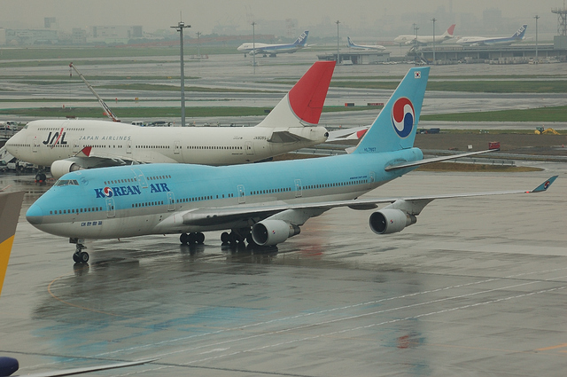 大韓航空　B744　到着
