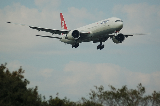 トルコ航空　B777-300ER 1