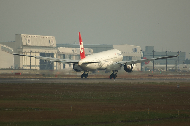 トルコ航空　B777-300ER 6
