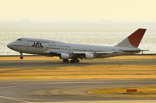 JAL B747 9