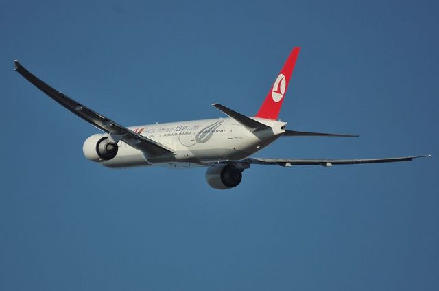 トルコ航空　B773 6