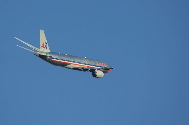 AA B777 7