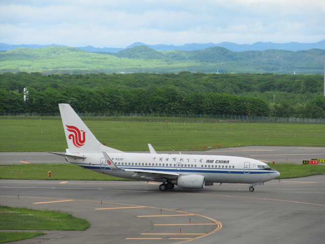 中国国際航空　B737-700