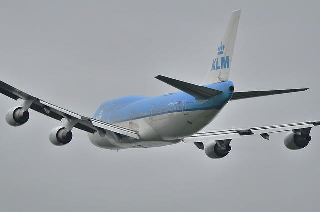 KLM B744 7