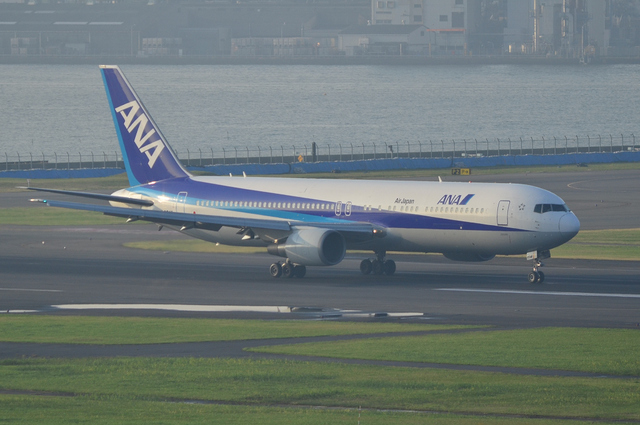 ANA B767 1