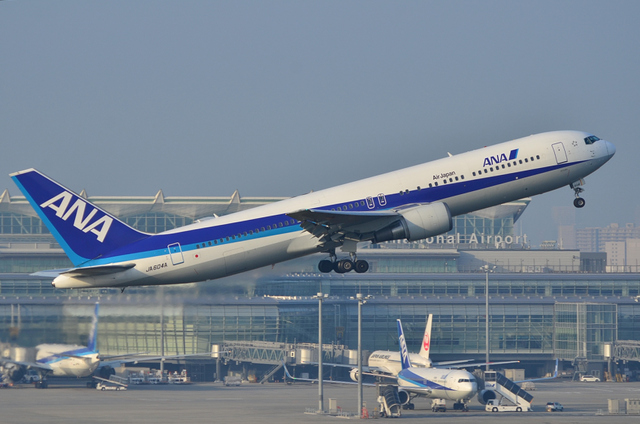 ANA B767 3