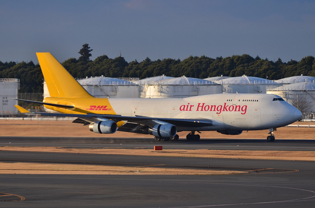 DHL B747 2