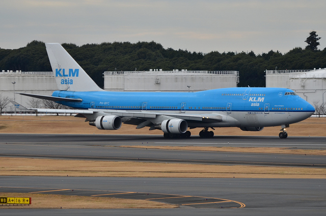 KLM B744 2