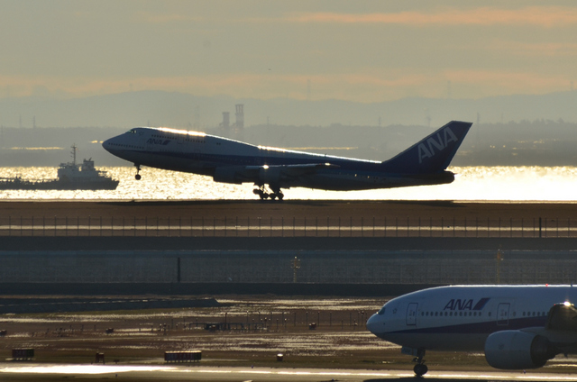 ANA B747 2