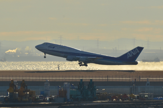 ANA B747 3