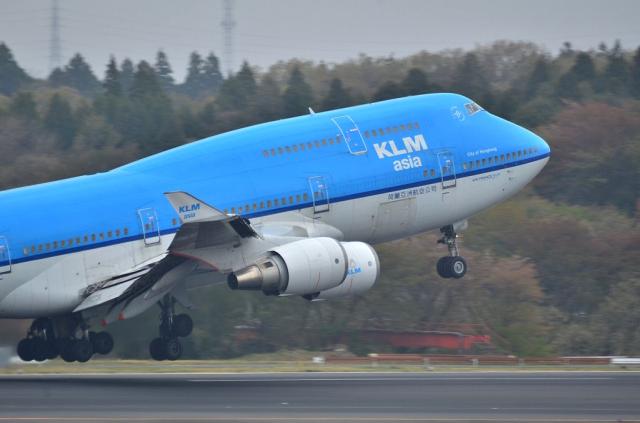 KLM B744 10