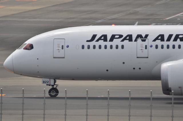 JAL 787 4